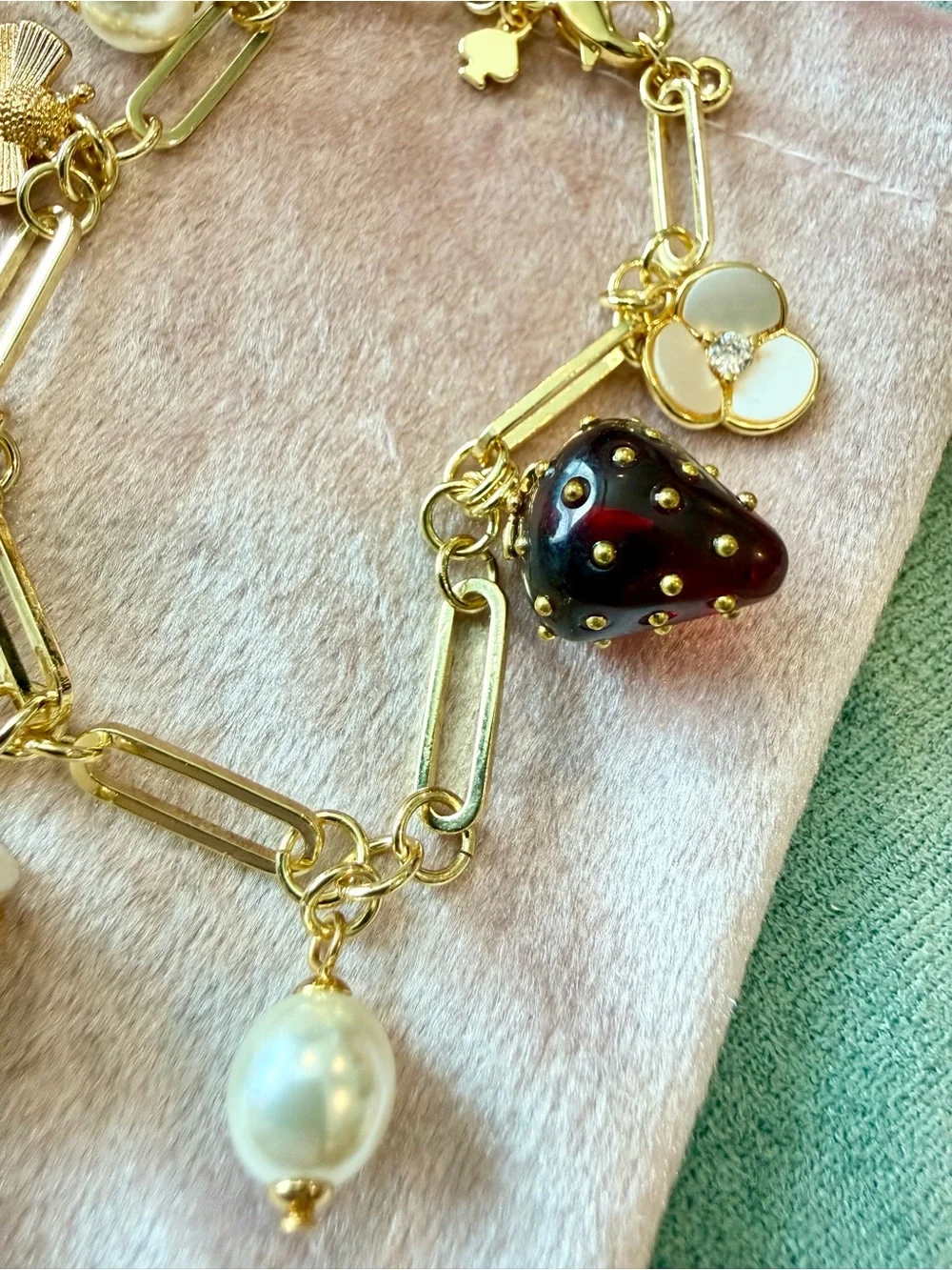 Kate Spade |♠️| Gold Plated, Pearl & Strawberry Charm Bracelet - Picture 3 of 4